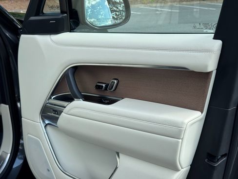 Used 2023 Land Rover Range Rover SE AWD/4WD image 59