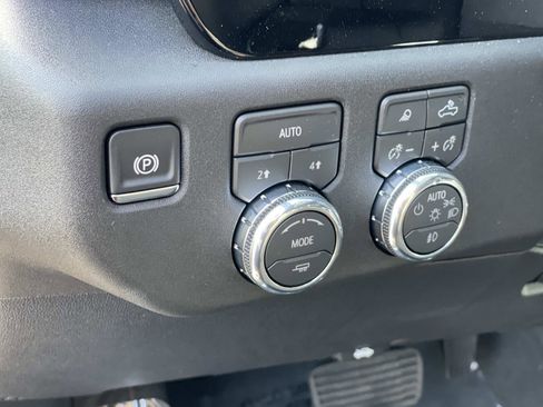 New 2026 GMC Sierra 1500 Elevation w/ Elevation Premium Package image 18