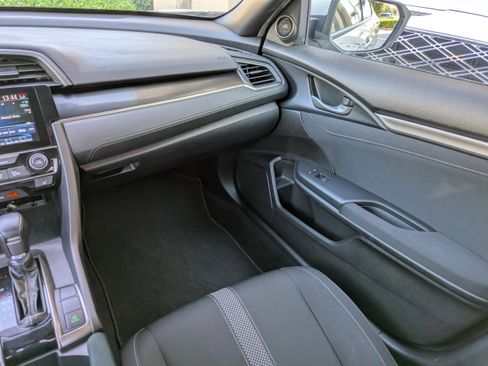 Used 2020 Honda Civic EX image 13