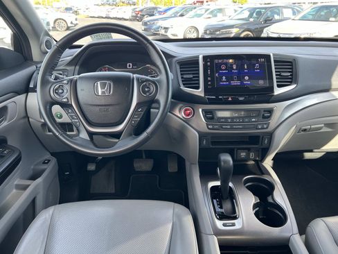 Certified 2019 Honda Ridgeline RTL-T image 7