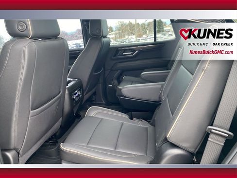 Used 2025 GMC Yukon Elevation w/ LPO, Floor Liner Package image 23