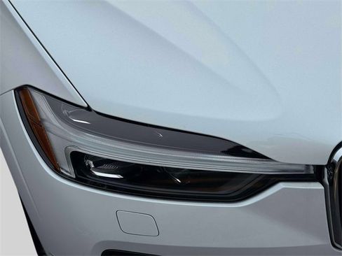 Used 2022 Volvo XC60 B5 Inscription w/ Advanced Package image 8