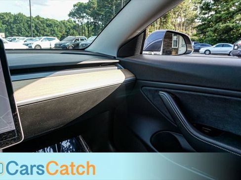 Used 2019 Tesla Model 3 Mid Range RWD image 30