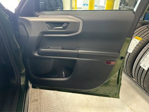 Used 2025 Ford Bronco Sport Outer Banks w/ Outer Banks Tech Package+ image 37