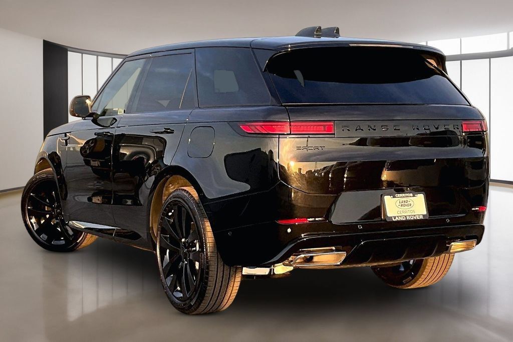 New 2026 Land Rover Range Rover Sport Dynamic SE AWD/4WD image 3
