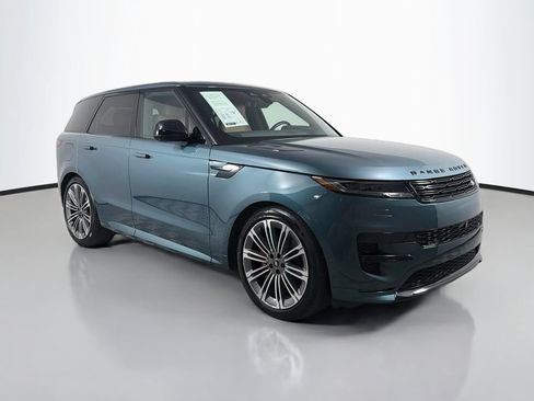 Certified 2025 Land Rover Range Rover Sport Dynamic SE AWD/4WD image 3