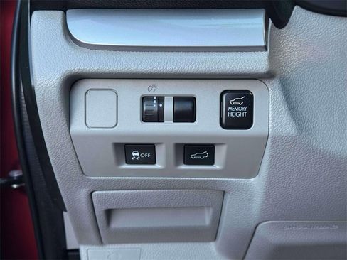 Used 2015 Subaru Forester 2.5i Limited image 19