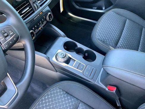 New 2026 Ford Escape Active image 7