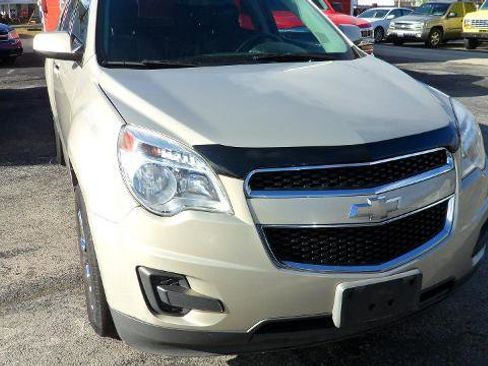 Used 2011 Chevrolet Equinox LT w/ All-Star Package image 2