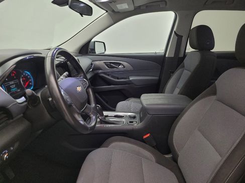 Used 2018 Chevrolet Traverse LT w/ LPO, Black Accent Package AWD/4WD image 17
