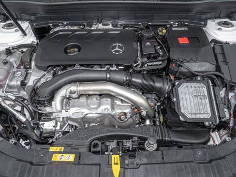 Certified 2026 Mercedes-Benz GLB 250 image 21