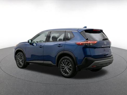 Used 2026 Nissan Rogue SV AWD/4WD image 7