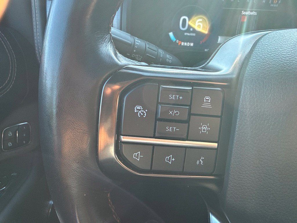 Used 2022 Ford Expedition Max Platinum AWD/4WD image 31