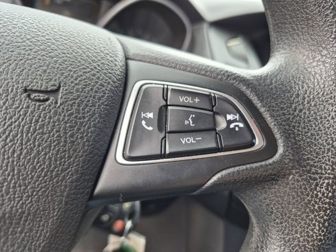 Used 2018 Ford Focus S FWD image 26