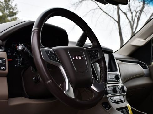 Used 2019 GMC Yukon XL SLT w/ Open Road Package image 13