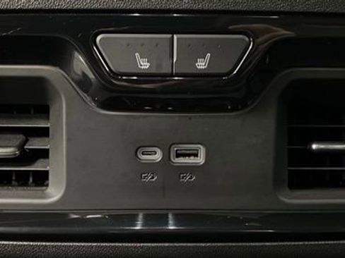 Used 2024 GMC Sierra 3500 AT4 w/ AT4 Premium Plus Package AWD/4WD image 48