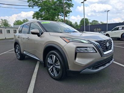 Used 2021 Nissan Rogue SL w/ Premium Package