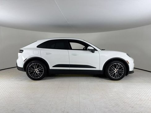 Certified 2025 Porsche Macan Electric RWD image 6