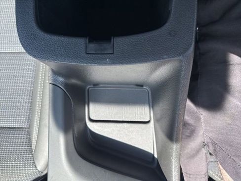 Used 2025 Buick Envista Preferred FWD image 27