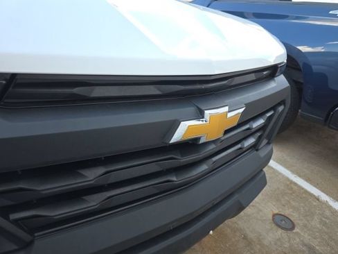 Used 2023 Chevrolet Colorado W/T w/ WT Convenience Package II AWD/4WD image 9