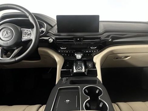 Certified 2025 Acura MDX w/ Advance Package image 26