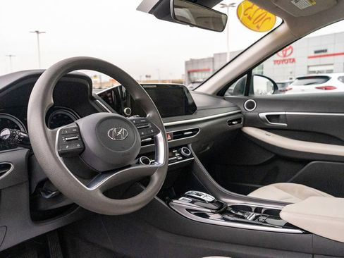 Used 2023 Hyundai Sonata SEL w/ Preferred Accessory Package image 18