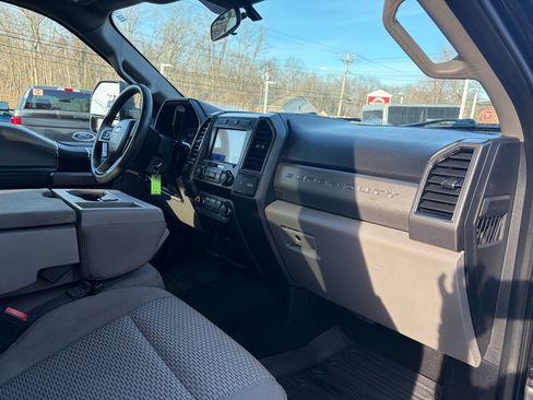 Used 2020 Ford F250 XLT w/ FX4 Off-Road Package image 47