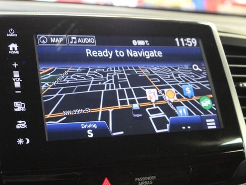 Used 2017 Honda Ridgeline RTL-T image 21