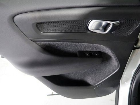 Used 2022 Volvo C40 P8 Recharge Ultimate image 60