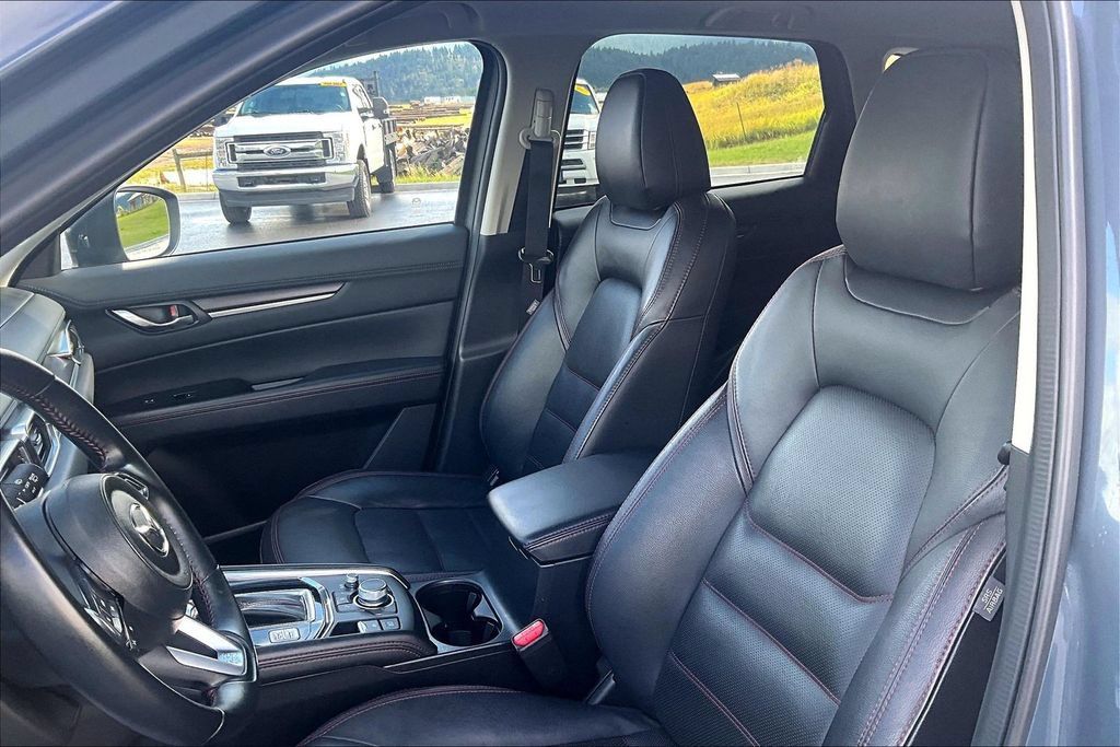 Used 2025 MAZDA CX-5 Carbon Edition AWD/4WD image 25