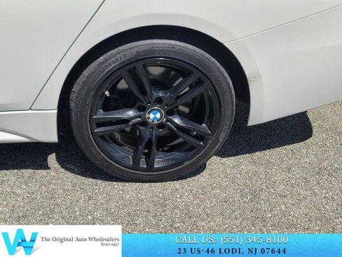 Used 2016 BMW 340i xDrive Sedan AWD/4WD image 19