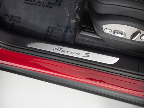 New 2026 Porsche Macan S image 23