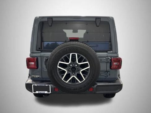 Used 2024 Jeep Wrangler Sahara w/ Technology Group image 4
