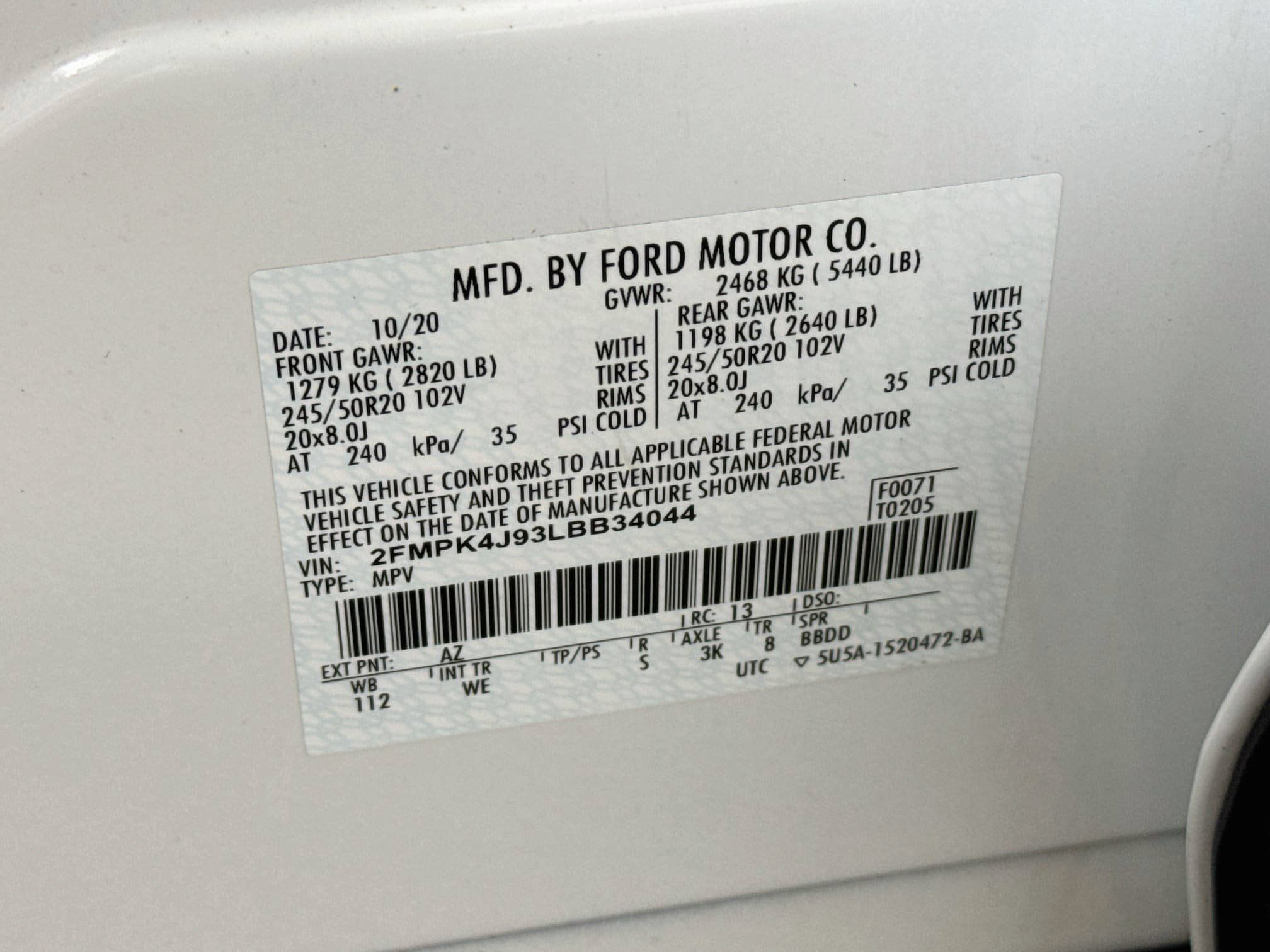 Used 2020 Ford Edge ST-Line w/ Cold Weather Package AWD/4WD image 31