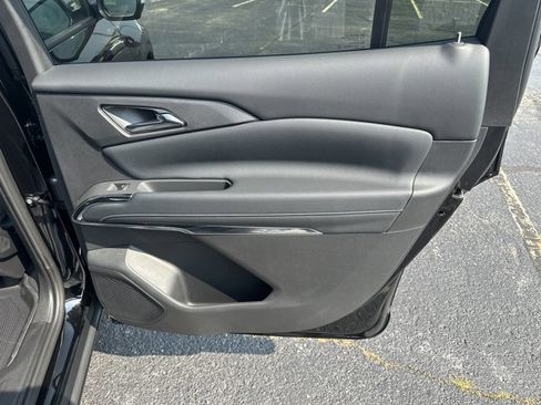 New 2026 Chevrolet Traverse LT w/ Driver Confidence Package image 25