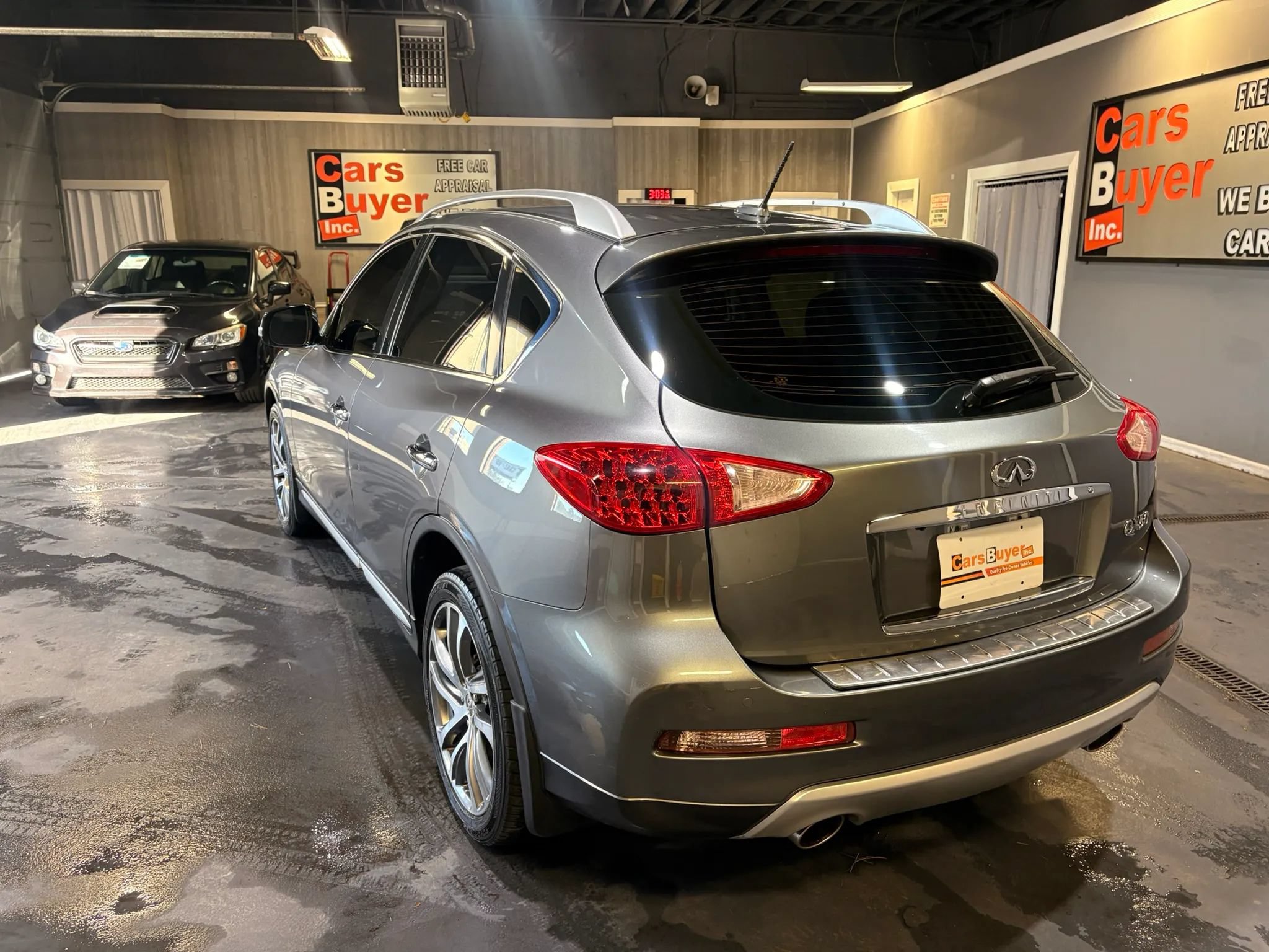 Used 2016 INFINITI QX50 AWD w/ Deluxe Touring Package image 4