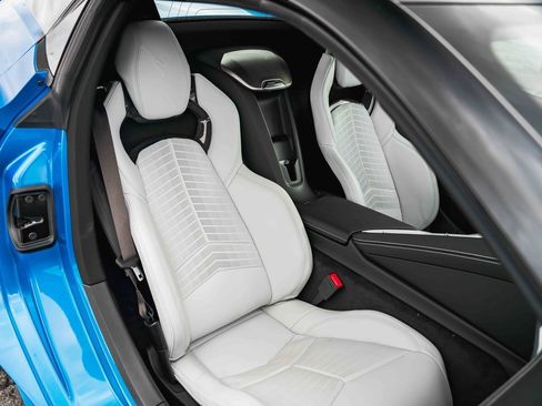 New 2025 Chevrolet Corvette Stingray image 41