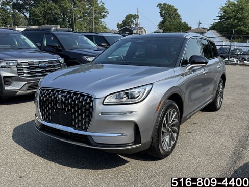 Used 2023 Lincoln Corsair Reserve w/ Equipment Group 201A AWD/4WD image 8