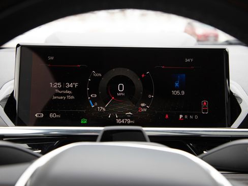 Used 2024 GMC Sierra EV Denali AWD/4WD image 23