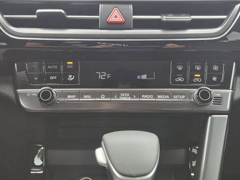 New 2026 Kia Seltos S FWD image 16