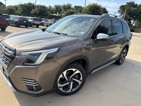 Used 2023 Subaru Forester Touring w/ Popular Package #2 AWD/4WD image 7