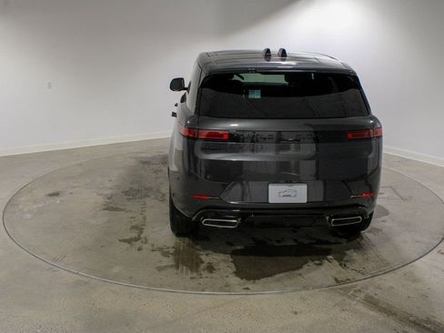 New 2026 Land Rover Range Rover Sport Dynamic SE AWD/4WD image 4