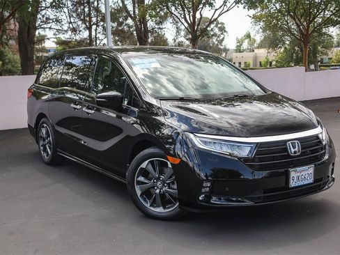 Certified 2023 Honda Odyssey Elite image 1