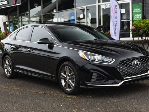 Used 2019 Hyundai Sonata SEL w/ Tech Package 02 FWD image 7