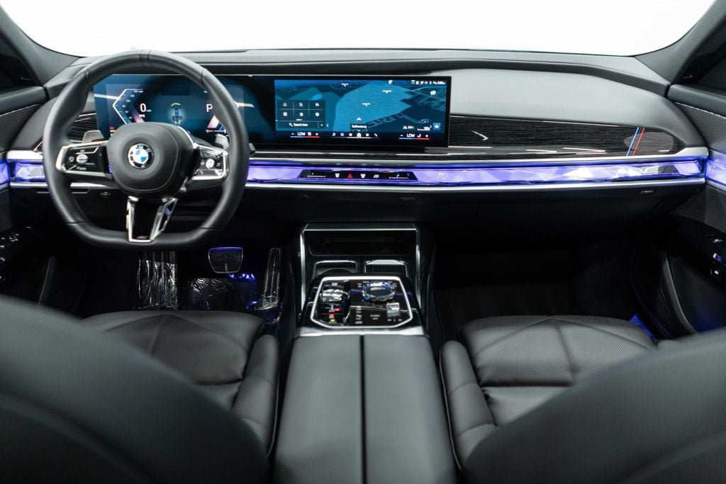 Used 2026 BMW 740i xDrive AWD/4WD image 10