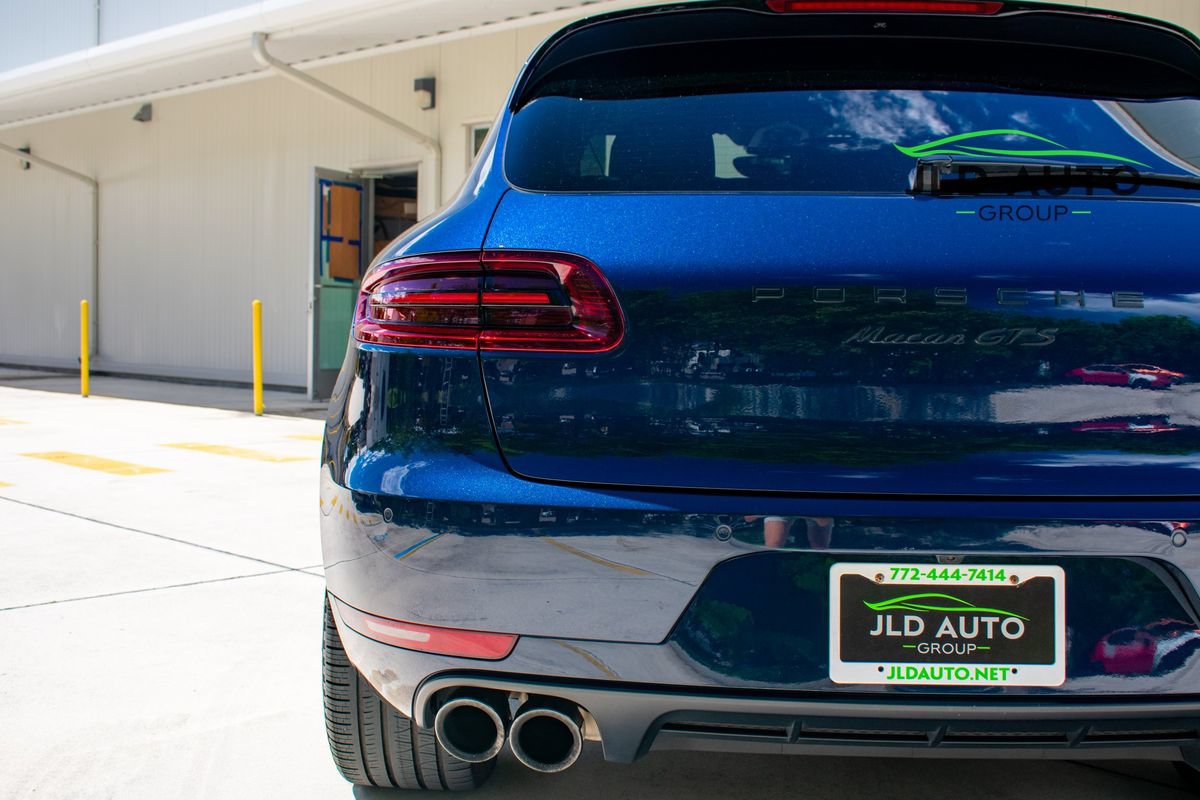 Used 2018 Porsche Macan GTS w/ Premium Package Plus AWD/4WD image 40