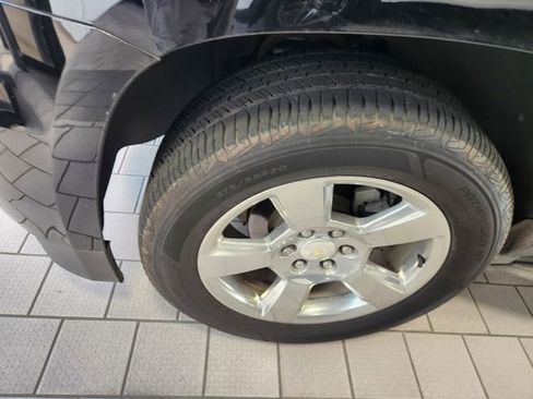 Used 2019 Chevrolet Tahoe LT RWD image 8