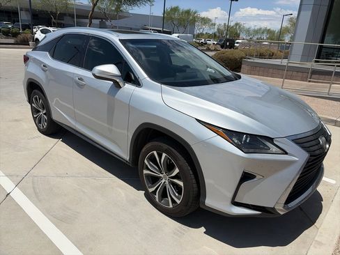 Used 2017 Lexus RX 350 FWD w/ Premium Package image 3