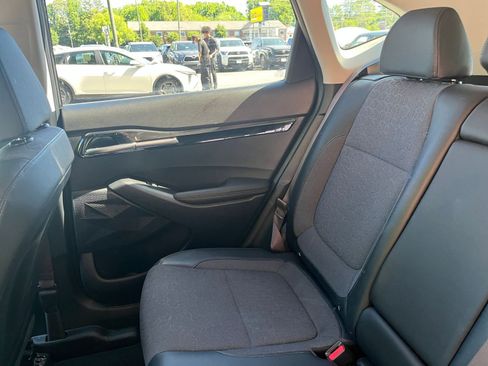 Used 2025 Kia Seltos S FWD image 39