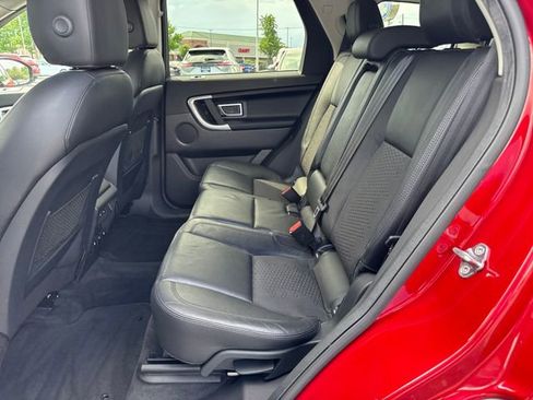 Used 2017 Land Rover Discovery Sport SE AWD/4WD image 23